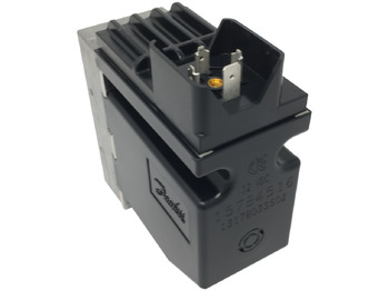 Locação de Danfoss Solenoid Valve 157B4516 Danfoss Solenoid Valve 157B4516: foto 1