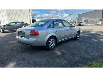 Automóvel Audi 2.4 Benzine V6: foto 4