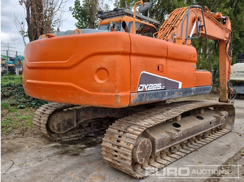 Escavadora de rastos DOOSAN DX225LC
