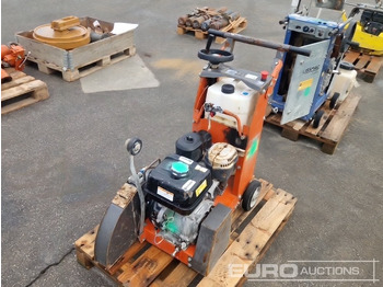 Máquina de asfalto HUSQVARNA