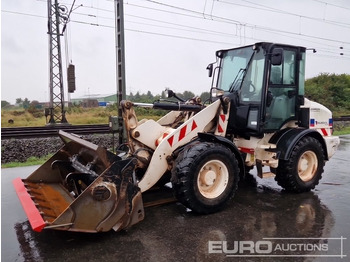 Carregadeira de rodas CATERPILLAR 908M