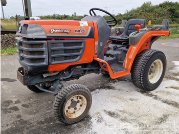 Mini trator KUBOTA