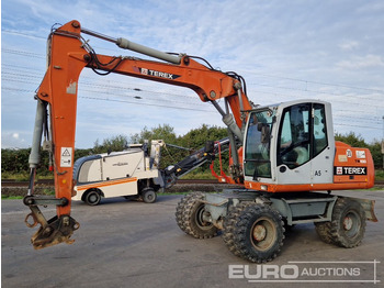 Escavadeira de rodas TEREX