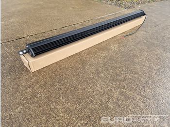 Equipamento para oficina Unused 32" 300W Combo Beam LED Light Bar, Mounting Brackets, IP68 Waterproof: foto 2