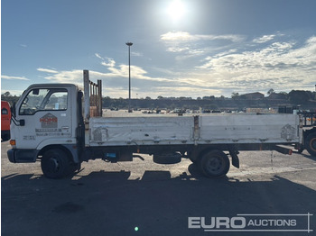 Camião de caixa aberta/ Plataforma 1999 Nissan Cabstar: foto 2 Camião de caixa aberta/ Plataforma 1999 Nissan Cabstar: foto 2