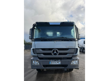 Caminhão basculante