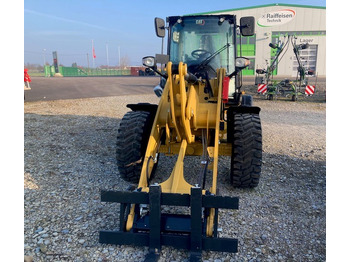 Carregadeira de rodas CATERPILLAR 908H