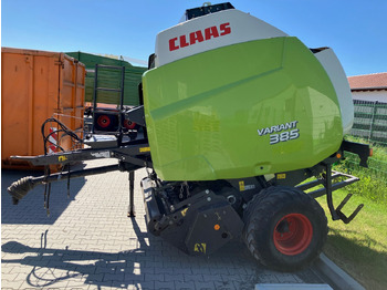 Máquina para produção de feno CLAAS