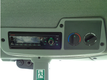 Locação de Claas Arion 430 Claas Arion 430: foto 3