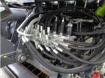 Autocarregadora Claas Cargos 8400: foto 5