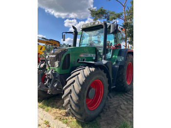 Trator FENDT 700 Vario