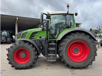 Trator FENDT 826 Vario