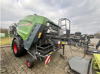 Máquina para produção de feno FENDT