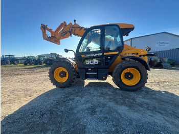 Carregadeira JCB