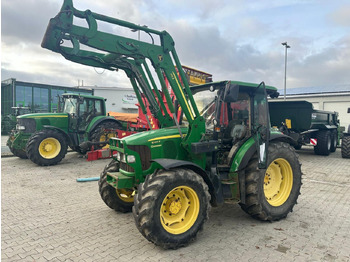 Trator JOHN DEERE 5100R