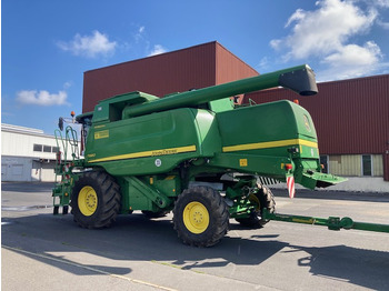 Ceifeira debulhadora JOHN DEERE T660