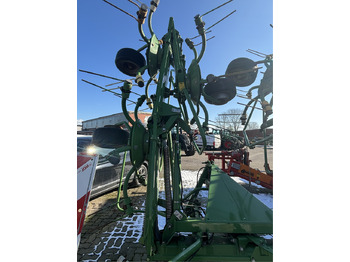 Locação de Krone Heuwender KW 882 Krone Heuwender KW 882: foto 2