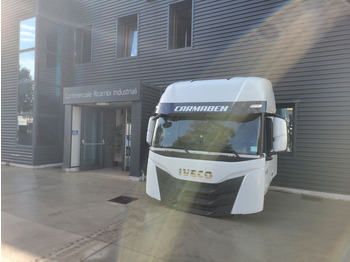 Cabine e interior de Caminhão Iveco S-WAY: foto 3