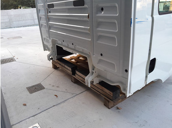 Cabine e interior de Caminhão MAN TGM - TGL Euro 6: foto 5