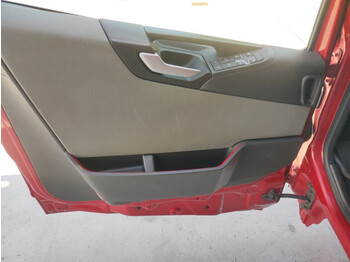Cabine e interior de Caminhão Volvo FH 4 L2 H3: foto 5