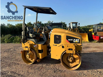 Rolo CATERPILLAR CB24B
