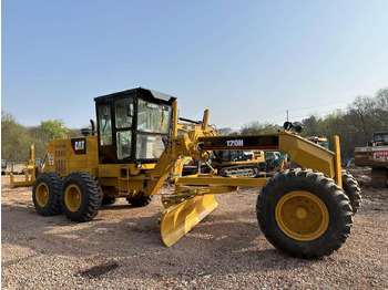Motoniveladora CATERPILLAR 120H
