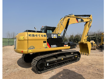 Escavadora de rastos CATERPILLAR 320D2