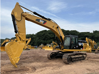 Escavadora de rastos CATERPILLAR 330DL