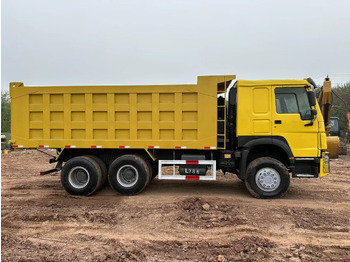 Caminhão basculante SINOTRUK HOWO