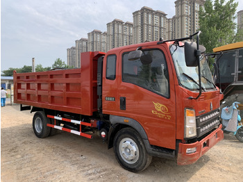 Caminhão basculante para transporte de silagem SINOTRUK Howo Dump truck 4x2: foto 2