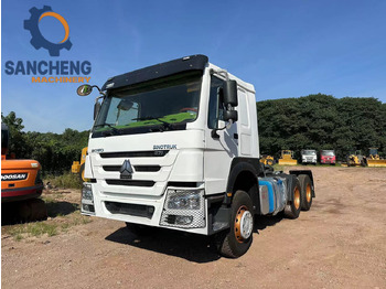 Tractor SINOTRUK HOWO