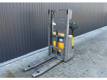 Stacker JUNGHEINRICH EJC