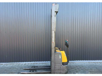 Stacker Jungheinrich EJC112: foto 2