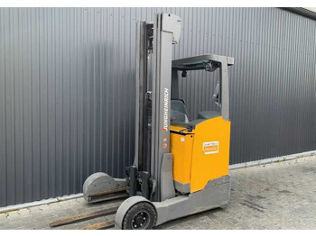 Empilhador retráctil JUNGHEINRICH ETV