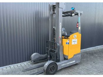 Empilhador retráctil JUNGHEINRICH ETV