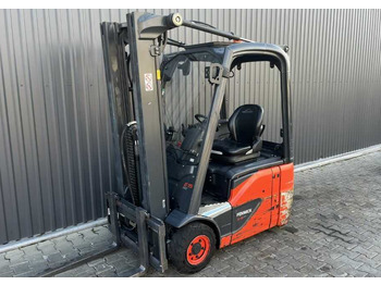 Empilhadeira elétrica LINDE E15