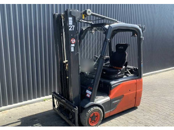 Empilhadeira elétrica LINDE E16