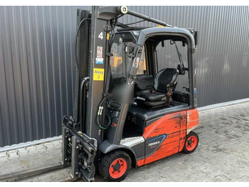 Empilhadeira elétrica LINDE E16