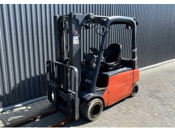 Empilhadeira elétrica LINDE E20
