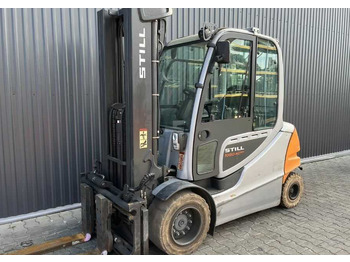Empilhadeira elétrica STILL RX60