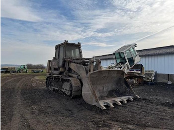 Carregadeira CATERPILLAR 973