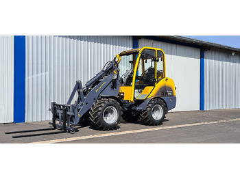 Carregadeira articulada EUROTRAC