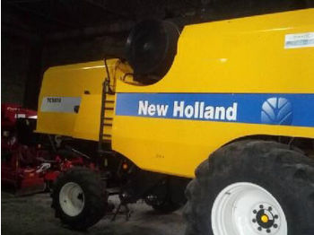 Ceifeira debulhadora nuevo NEW HOLLAND TC5070: foto 1