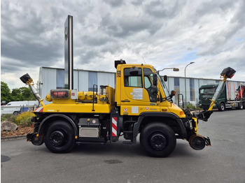 Caminhão Mercedes-Benz Unimog U400 4x4 Zweiwege ZAGRO 800t/52 Achsen: foto 5