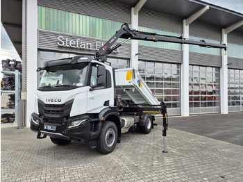 Caminhão basculante IVECO X-WAY