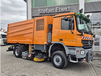 Varredora urbana Mercedes-Benz Actros 2032 A 4x4 Bucher STKF 9500 Airport 30x: foto 4