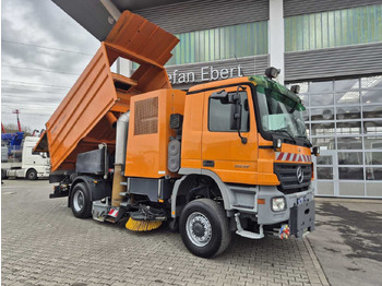 Varredora urbana Mercedes-Benz Actros 2032 A 4x4 Bucher STKF 9500 Airport 30x: foto 2