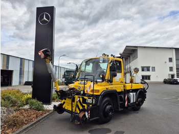 Caminhão UNIMOG U400