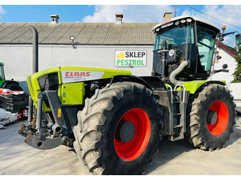 Trator CLAAS