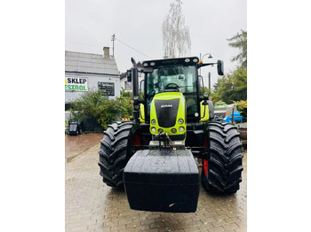 Trator CLAAS Arion 630